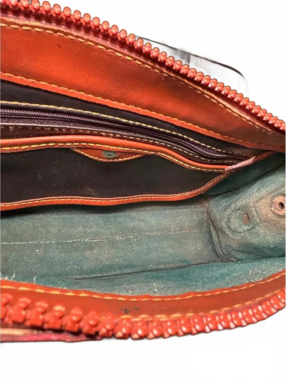 Vintage Dooney Bourke R19 Green AWL Leather Ba